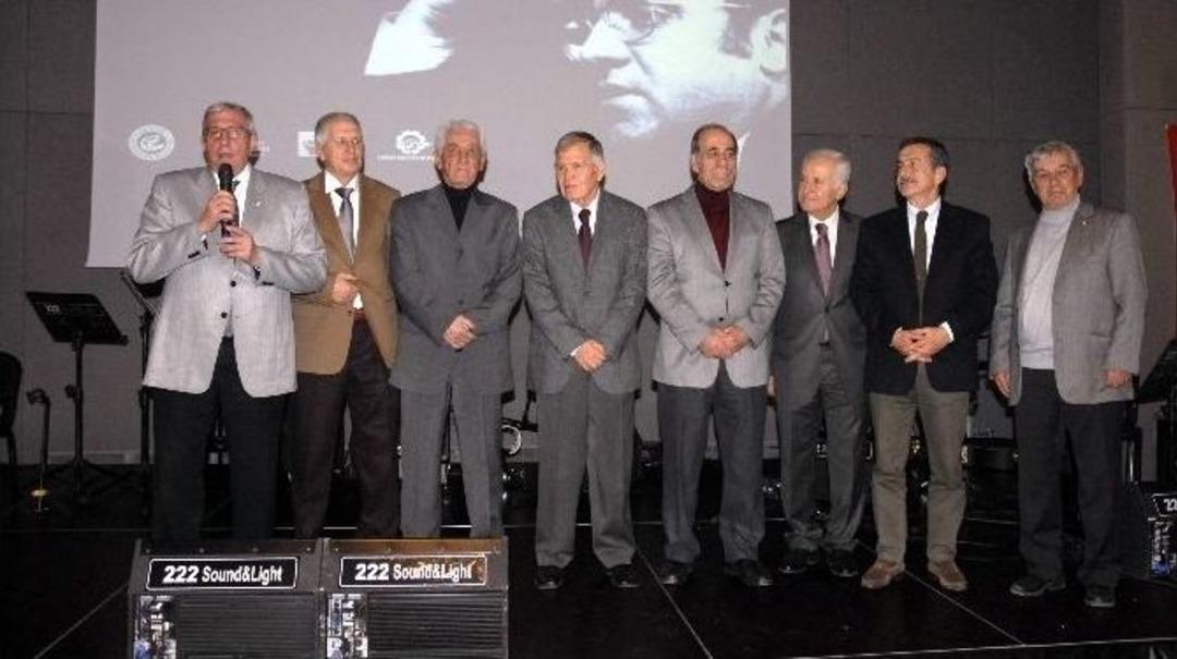 Eskişehir&rsquo;de Uğur Mumcu Anma Gecesi Ve &Ouml;d&uuml;l T&ouml;reni