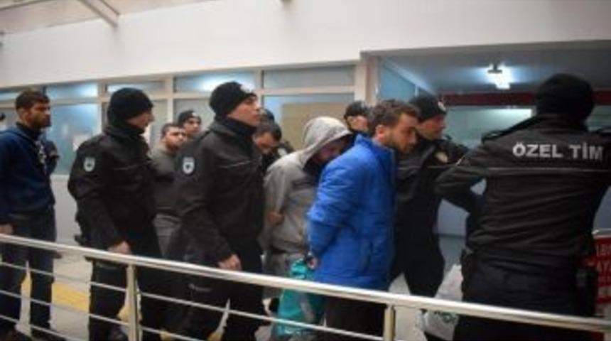 Kocaeli’de Bulunan İki Cesetle İlgili 12 Kişi Tutuklandı