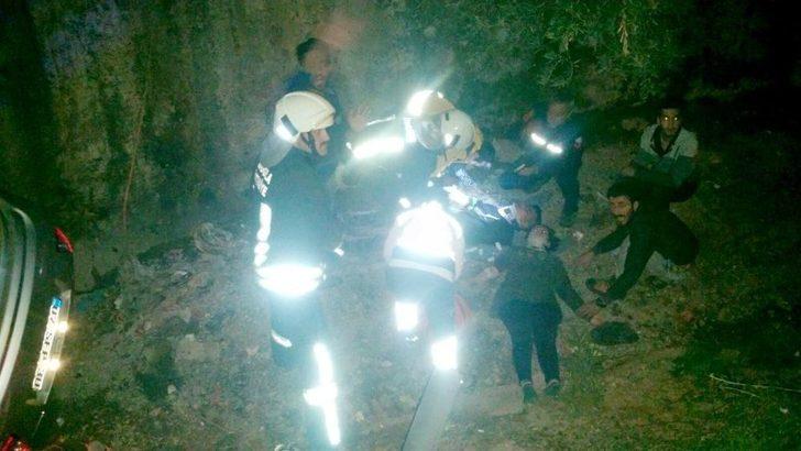 Hastaneye Giderken Kaza Yaptılar: 4 Yaralı G2