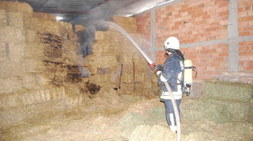 Mhp İlçe Başkanına Ait Çiftlikte Korkutan Yangın