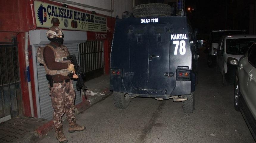 İstanbul’da Birçok Adrese Eş Zamanlı Narkotik Operasyonu Düzenlendi