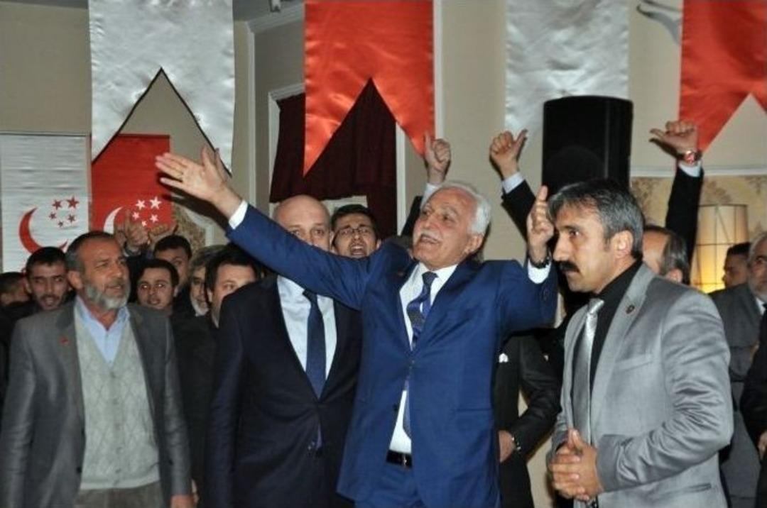 Mustafa Kamalak Saadet Partisi Kongresine Katıldı