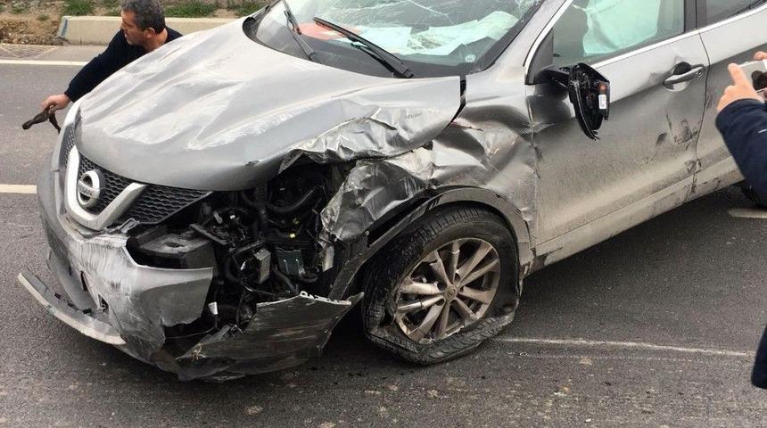 (&ouml;zel) Takla Atan Aracı, Trafikte Kalan S&uuml;r&uuml;c&uuml;ler D&uuml;ze &Ccedil;evirdi