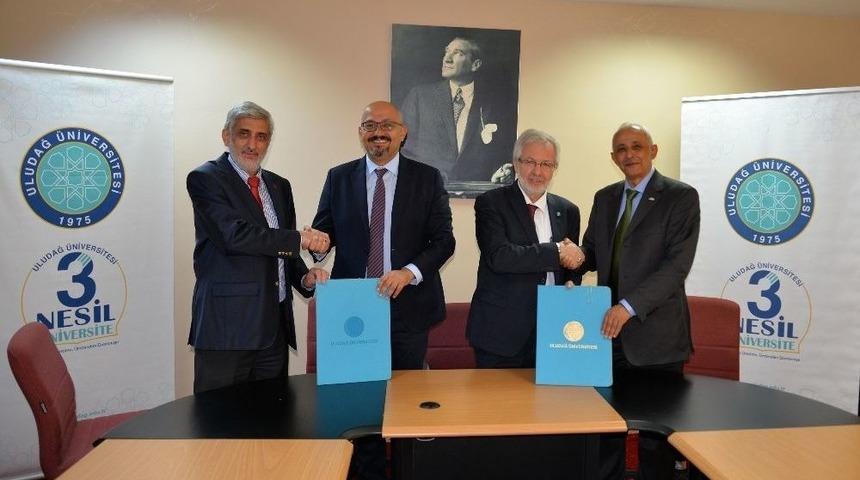 Otomotiv M&uuml;hendisliği &Ouml;ğrencilerine Aylık Bin Lira Burs