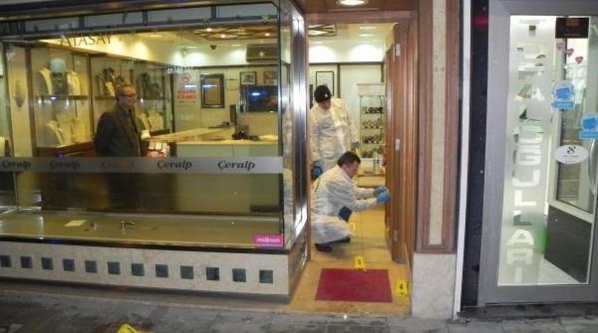 L&uuml;leburgaz&rsquo;Da Film Gibi Kuyumcu Soygunu