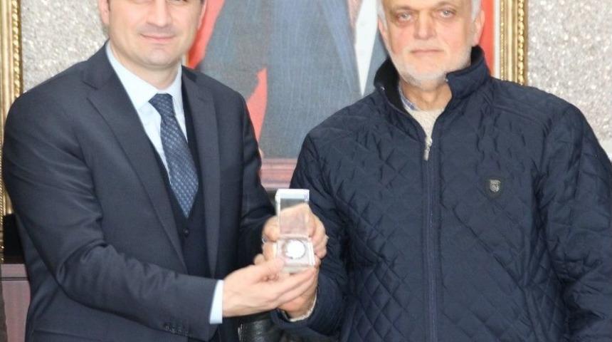 Başkan Yemeniciye Teşekk&uuml;r