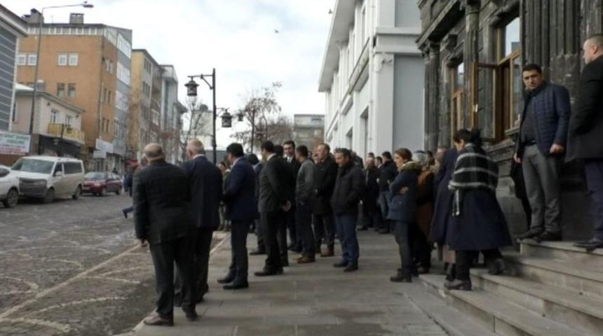 Kars Belediye Başkanı Kara&ccedil;anta: "g&ouml;revimin Başındayım"