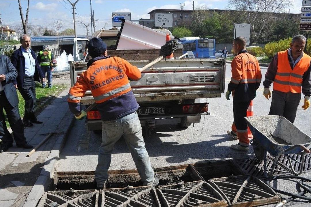 Atık Ve Yağmursuyu Hatlarından &Ccedil;ıkanlar Şok Ediyor