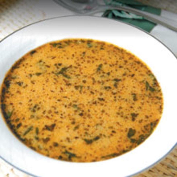 Zencefilli Çevirme Çorbası