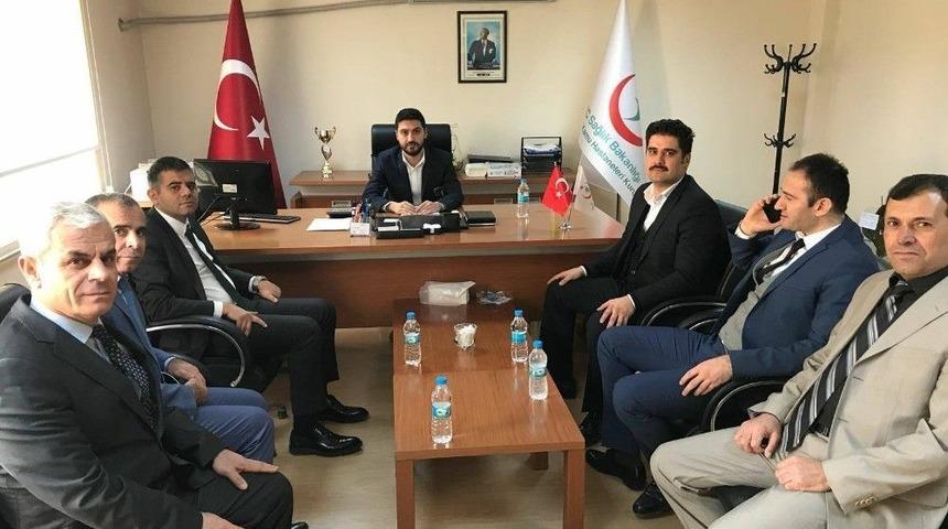 Sağlık M&uuml;d&uuml;r&uuml; Yavuz, Diş Merkezini İnceledi