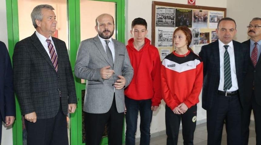 Burhaniye&rsquo;de &Ouml;zel Şampiyonlara B&uuml;y&uuml;kşehir &Ouml;d&uuml;l&uuml;