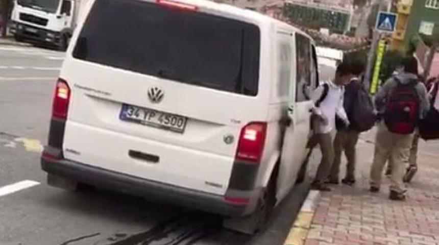 (&ouml;zel Haber ) 10 Kişilik Serviste Tam 21 &Ouml;ğrenci