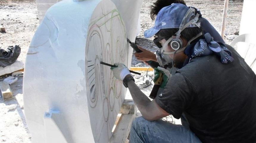 &Ccedil;inli Jinxi Xu, &ldquo;korno&rdquo; Adlı Eserini Tanıttı