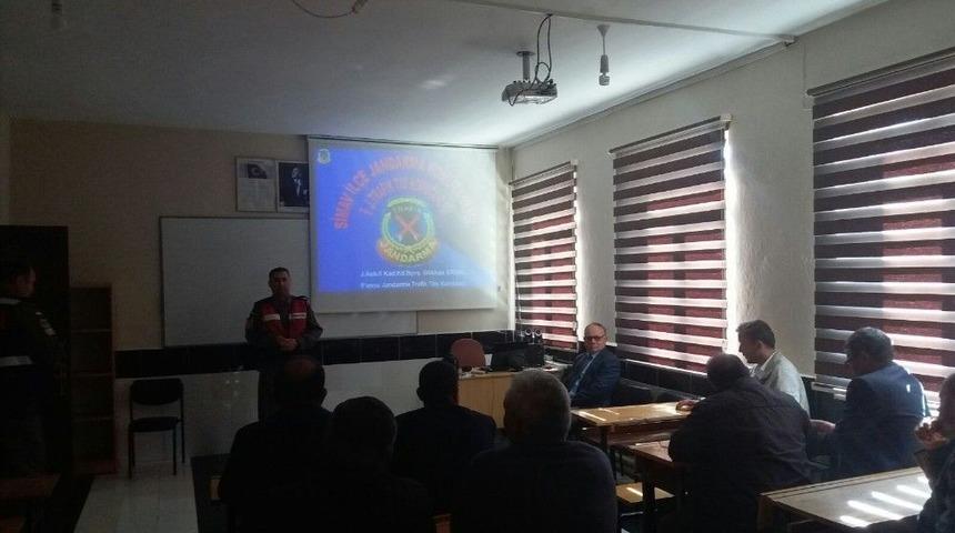 Pazarlar&rsquo;da Servis Şof&ouml;rlerine Eğitim