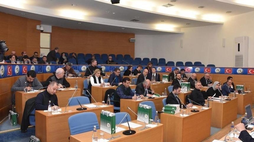 Belediye Meclis G&uuml;ndemi Komisyonda Yeniden Değerlendirilecek