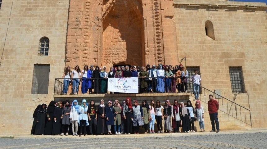 Ahlat&rsquo;ta &rsquo;şehirler Ve K&uuml;lt&uuml;rler-y&ouml;relerimiz&rsquo; Projesi