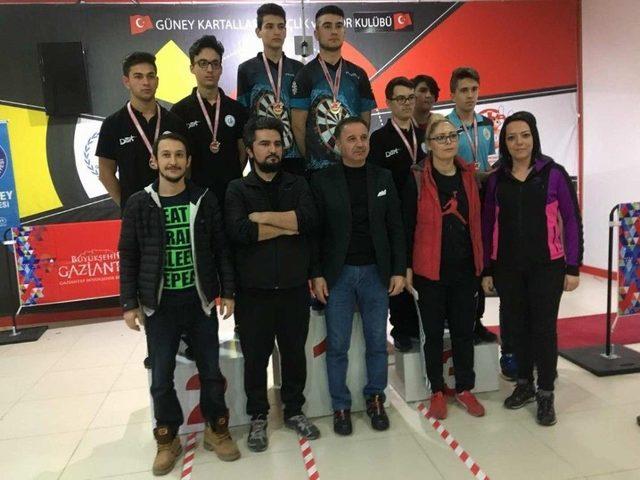 Bozüyük Belediyesi İdmanyurdu Spor Kulübü Dart Sporcuları Bronz Madalya Kazandı