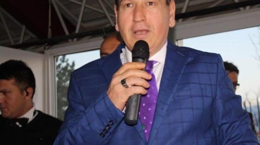 Goodyear Fabrikalarında &Ccedil;alışan Taşeron Iş&ccedil;iler Kadroya Alındı