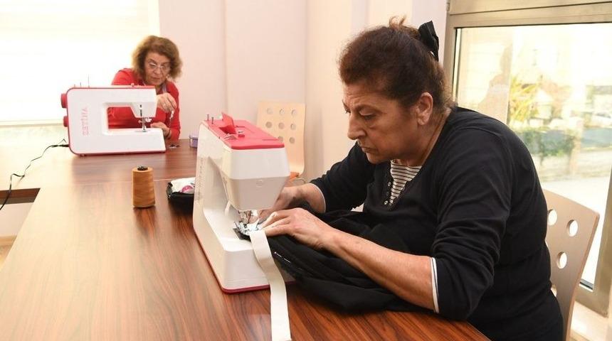 Konyaaltı Kadın Sanat Lokali&rsquo;nde Kayıtlar Devam Ediyor