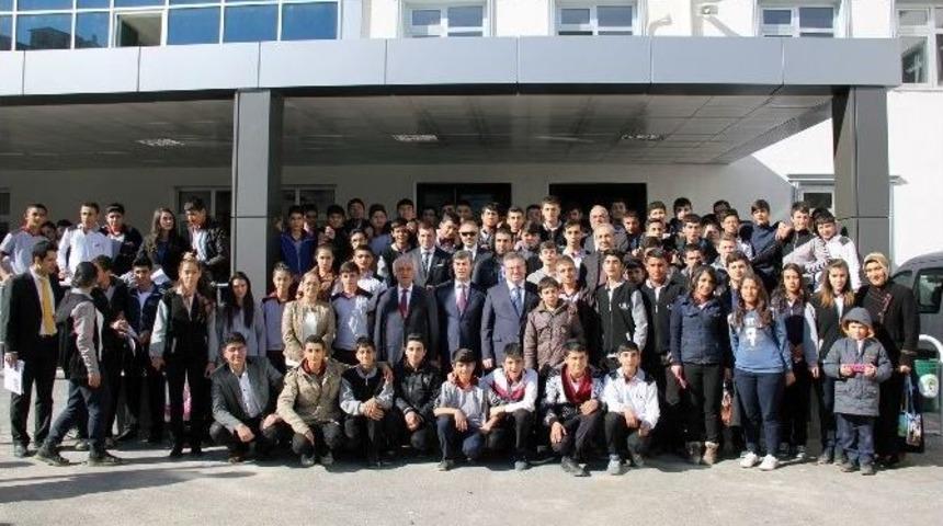 Gaib Anadolu Lisesi&rsquo;nde İlk Karne Heyecanı