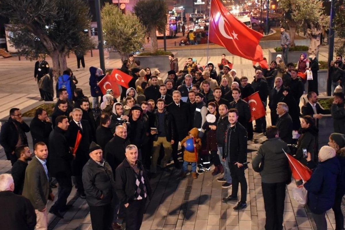 &Ouml;ğrencilerden Mehmet&ccedil;ik&rsquo;e 5 Bin Mektup