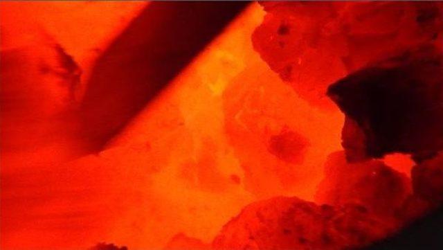 Kars&rsquo;A Kar Yağdı Sobalar Kuruldu 1