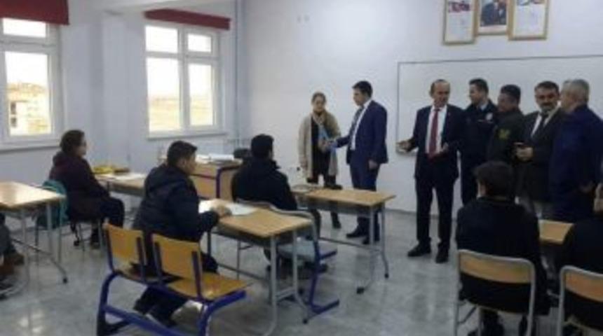 Kaymakam Yurdag&uuml;l Ve Başkan Başer Tarım Lisesi&rsquo;ni Ziyaret Etti