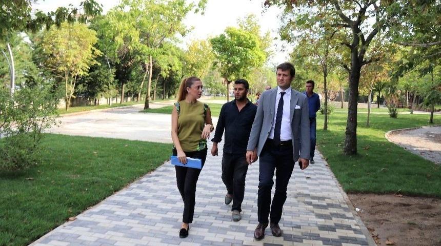 Kızılpınar Mahallesi Muhsin Yazıcıoğlu Parkı Revize Ediliyor