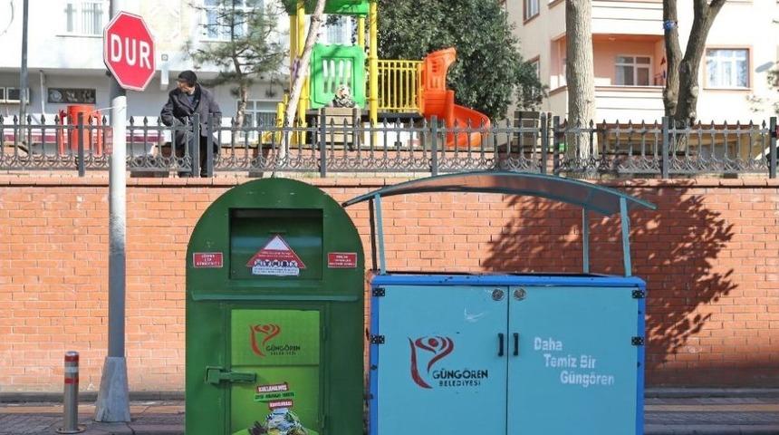 Giysi Kumbaraları G&uuml;ng&ouml;ren&rsquo;in 26 Noktasında