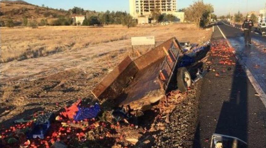 Nevşehir&rsquo;De Zincirleme Trafik Kazası: 2 Yaralı