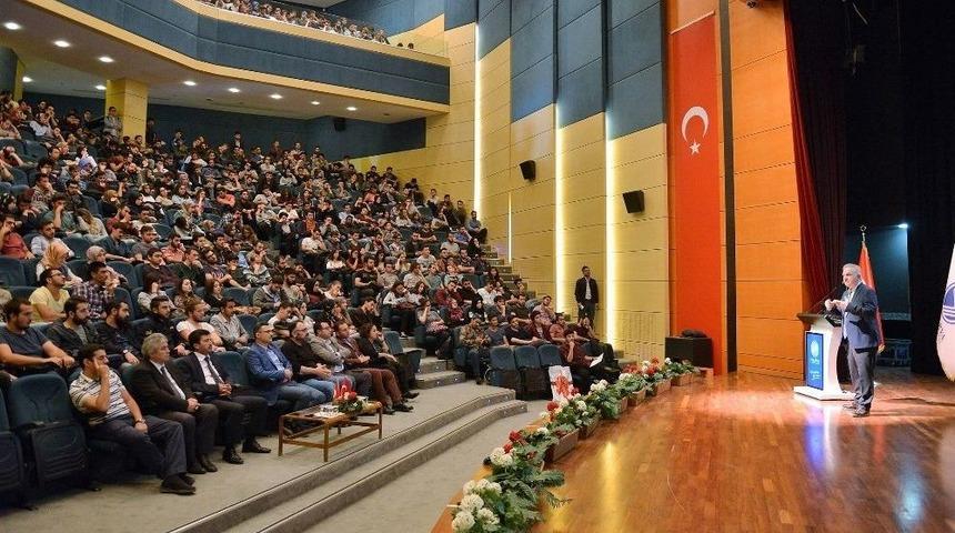 Rekt&ouml;r Elmas Kalite Ve Akreditasyon S&uuml;re&ccedil;lerini Anlattı