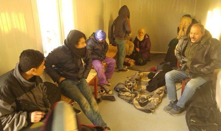 Jandarma, 160 Kaçak Göçmeni Yakaladı