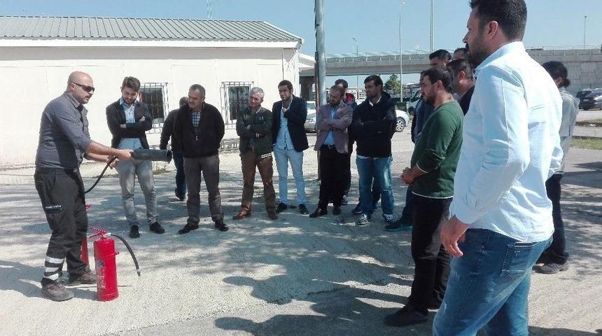 İzmit Belediyesi&rsquo;nden Personeline Yangın Eğitimi