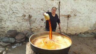 Üzüm Rekoltesi Düştü, Pekmez Fiyatı Yükseldi