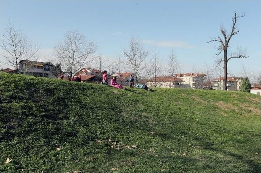 Sakaryalılar G&uuml;neşin Tadını &Ccedil;ıkardı