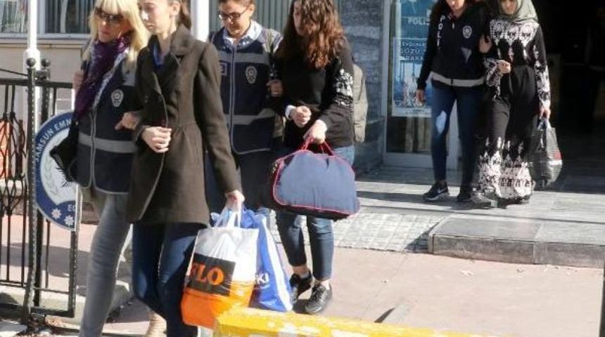 Samsun'da 'bylock' Kullandığı Iddia Edilen13 Ş&uuml;pheli Adliyeye Sevk Edildi