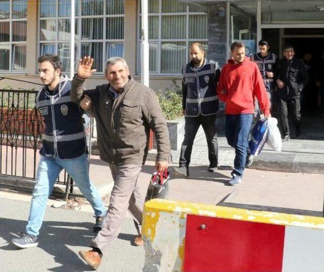 Samsun'da 'bylock' Kullandığı Iddia Edilen13 Şüpheli Adliyeye Sevk Edildi