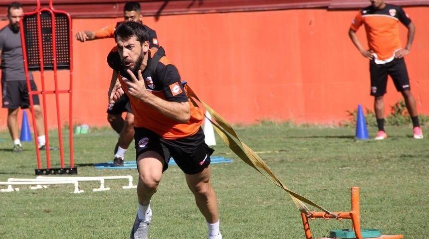 Adanaspor, Altınordu Ma&ccedil;ı Hazırlıklarını S&uuml;rd&uuml;rd&uuml;