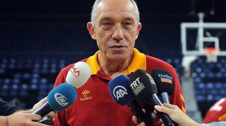 Erman Kunter: &ldquo;b&uuml;t&ccedil;enin D&uuml;şmesi Transferleri Etkiledi&rdquo;