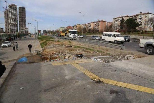 Maltepe Esenkent Yaya Üst Geçidi Kaldırıldı