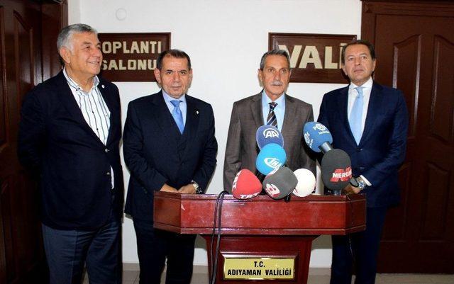 Dursun &Ouml;zbek: "mutlu Sona Ulaşmak İ&ccedil;in Disiplini &Uuml;st Seviyede Tutuyoruz" 1