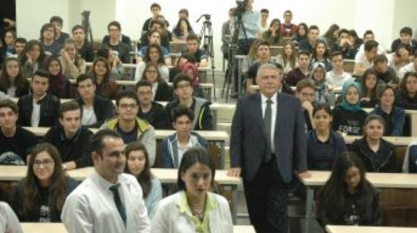 Mah&ccedil;i&ccedil;ek: "bu &Uuml;lkeyi Kimse Tutamaz"