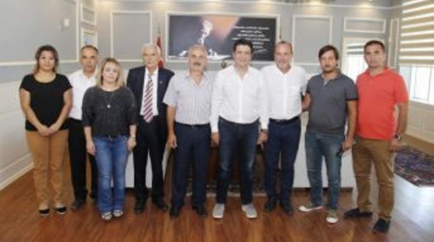 T&uuml;m Yerel-sen&rsquo;den Başkan Gen&ccedil;&rsquo;e Teşekk&uuml;r