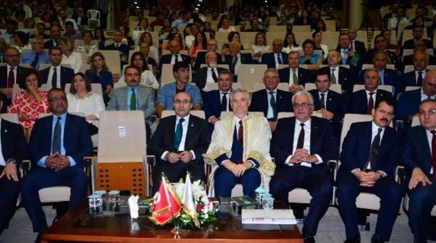 Rekt&ouml;r Kibar: Her 100 &Ccedil;ocuktan 65'i Ileride Icat Edilmemiş Işlerde &Ccedil;alışacak