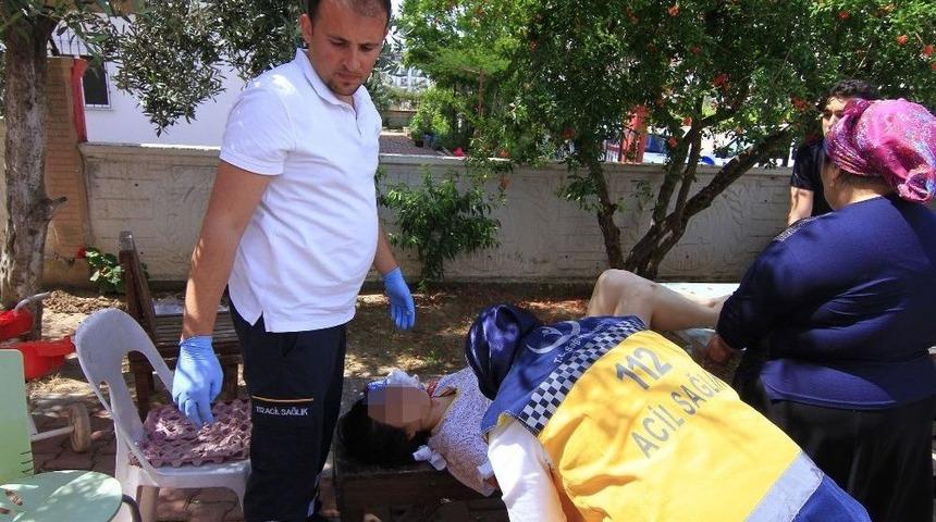 Kaza Kurşunuyla Yaralanan Kadın Polise Otomobil &Ccedil;arptı