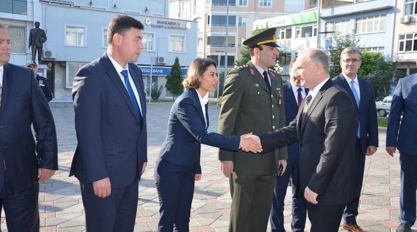 Valisi Ceylan, Kaymakam Bayata&rsquo;ya Başarılar Diledi