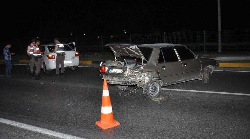 Manavgat&rsquo;ta Trafik Kazaları: 2 Yaralı