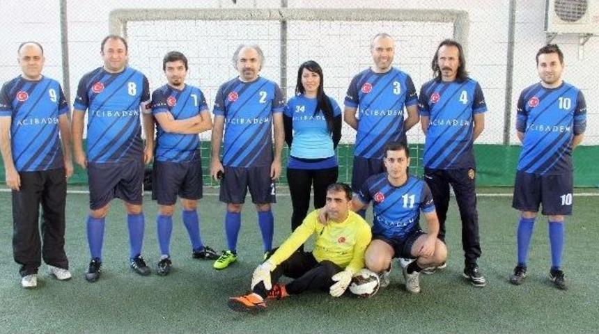 Hekimler Arası Futbol Turnuvası Başladı