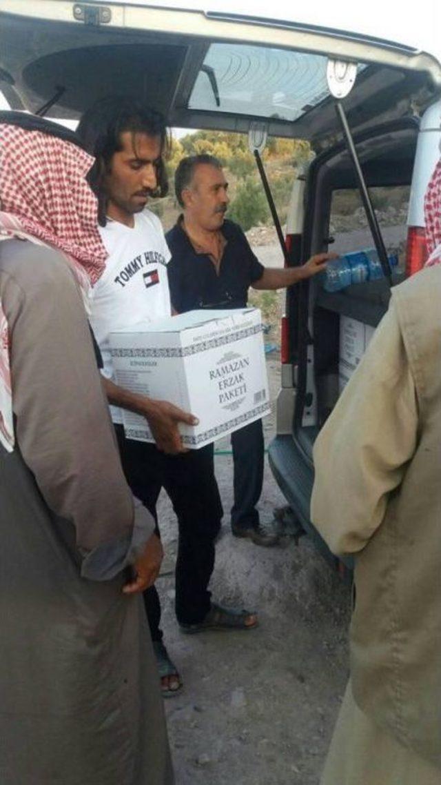 Burhaniye&rsquo;de 110 Aileye Gıda Yardımı Yaptı 2