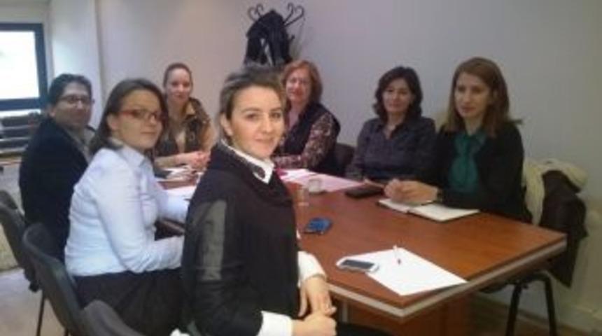 Engelli &Ccedil;ocuğa Sahip Anneler İ&ccedil;in Biraraya Geldiler